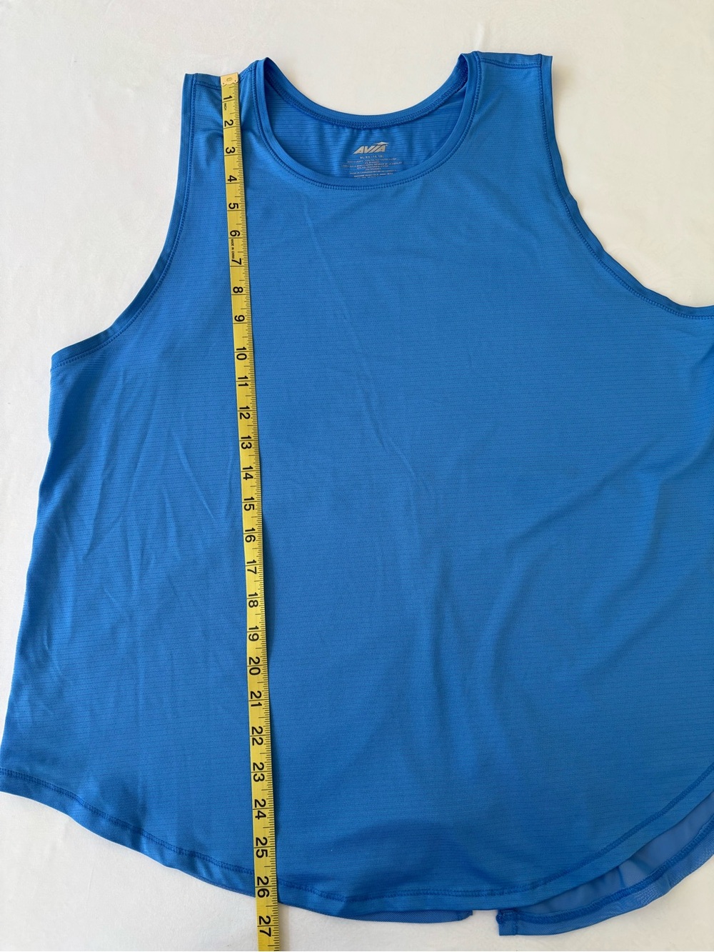 Avia, vented, Blue Athletic Tank Top
X-large, ladies